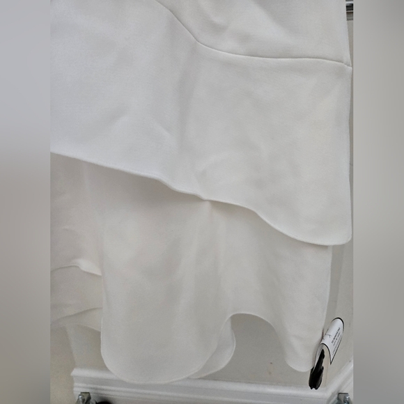 BCBG MAXAZARIA Halter Tiered Dress in White NEW - Picture 5 of 12